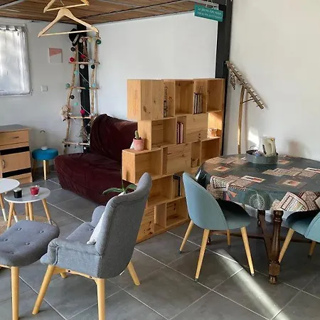 Apartman De Laubaney *